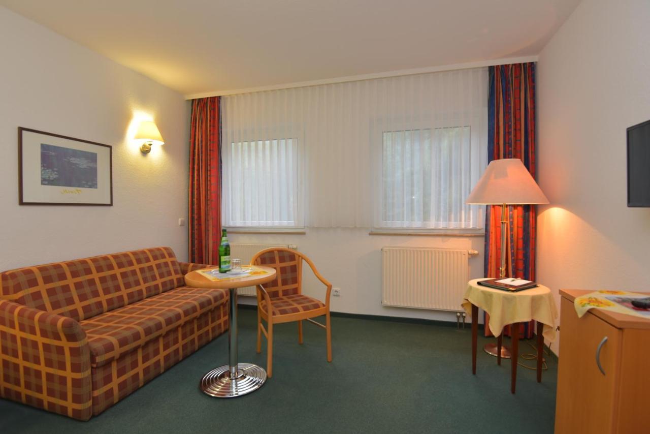 Hotel Am Wald -Garni- Elgersburg Exterior photo